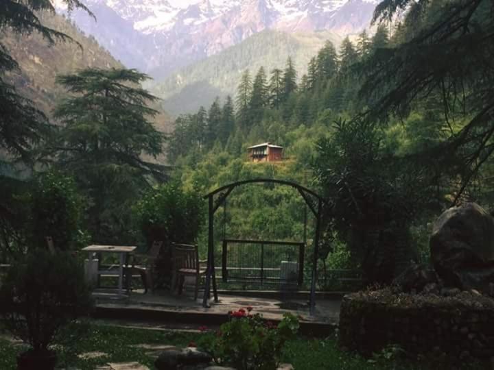 Hotel Deep Forest Kasol Extérieur photo